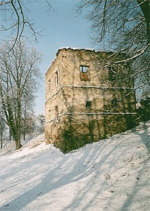 Ruiny baszty - fot.P.Pyrcz