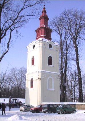 Zabytkowa dzwonnica kościelna - fot.E.Bielec